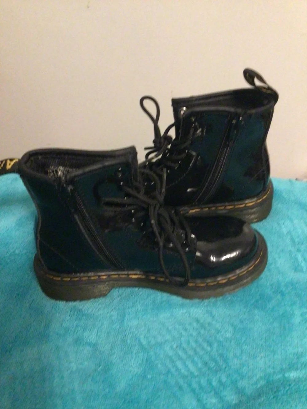 Dr.Martens patent leather Kids SZ 12 ankle boots
